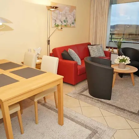 Sonnige Ferienwohnung _ Nur Wenige 리조트